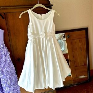 David’s Bridals girls miniature bride or flower girl dress